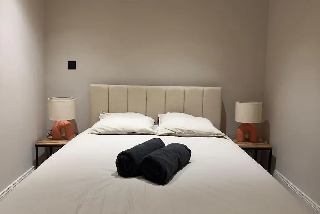 Ferienwohnung Joli 4 Pieces Lyon Tete D'Or Frankreich